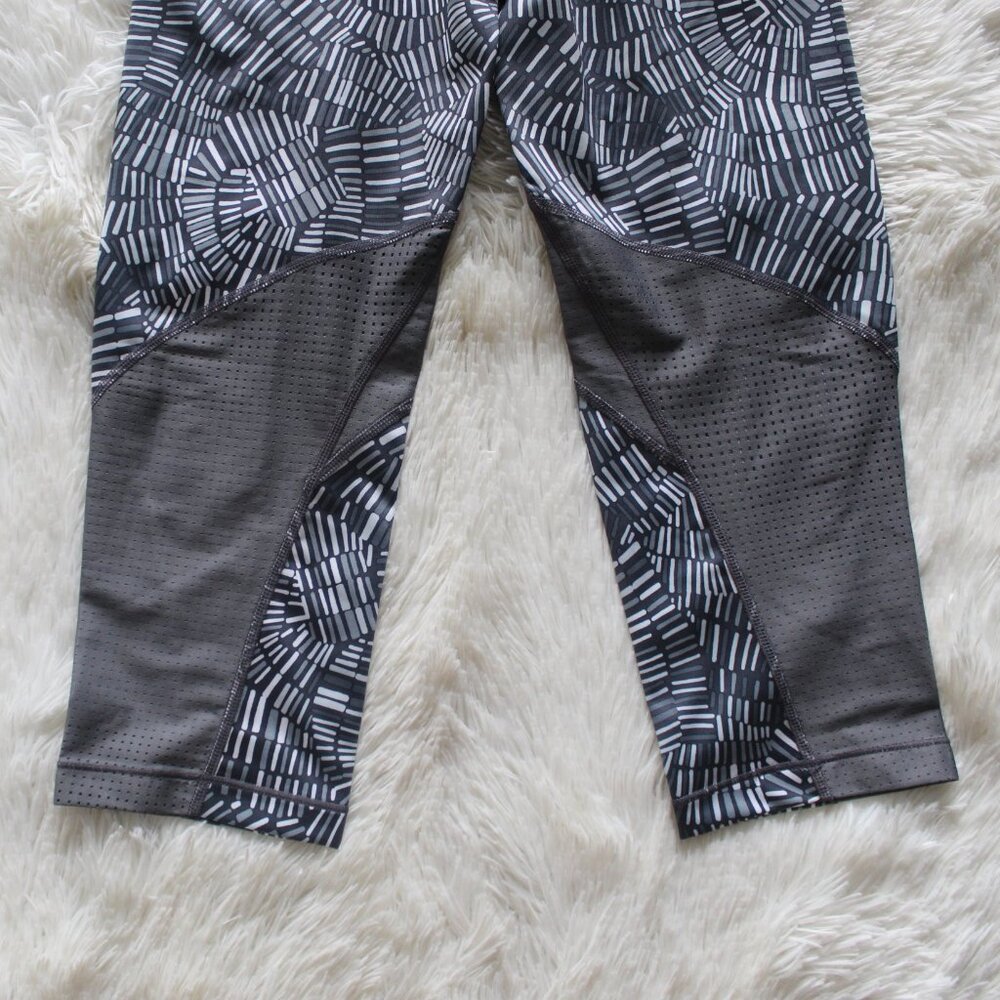 Nike Pro Leggings - image 4